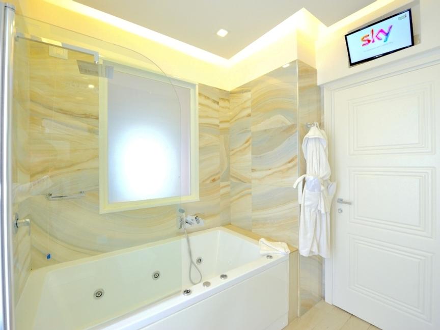 Terrazza Marco Antonio Luxury Suite | Rome | 6