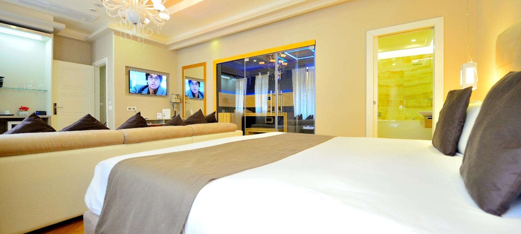 Terrazza Marco Antonio Luxury Suite | Rome | 1