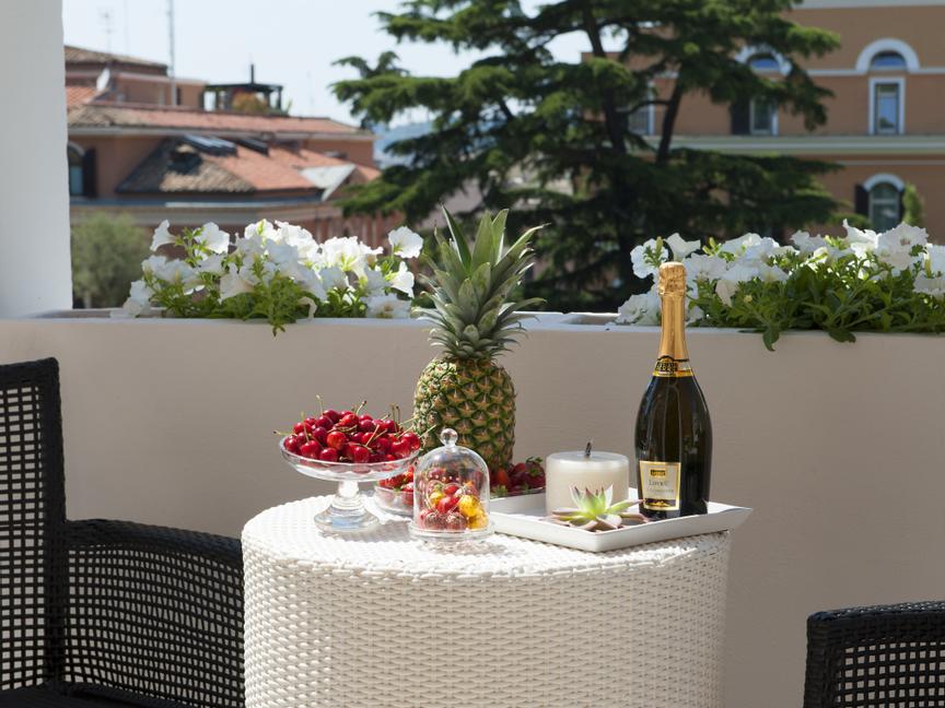 Terrazza Marco Antonio Luxury Suite | Rome | 3